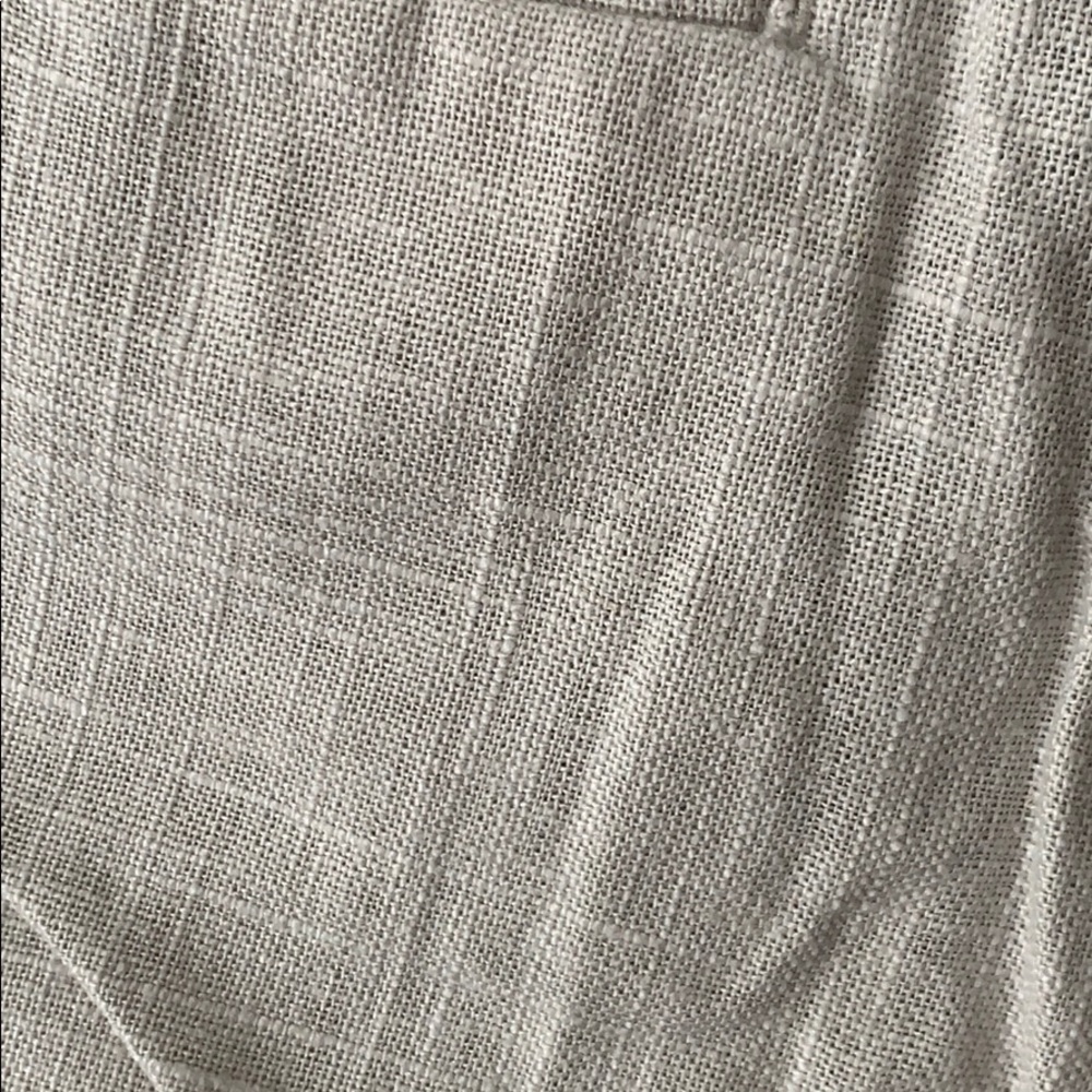 Linen shorts. - Picture 3 of 3